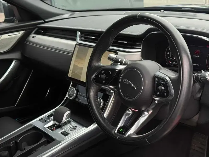 Used Jaguar XF R-Dynamic 204 HP (150 kW) 2021 Black Estate