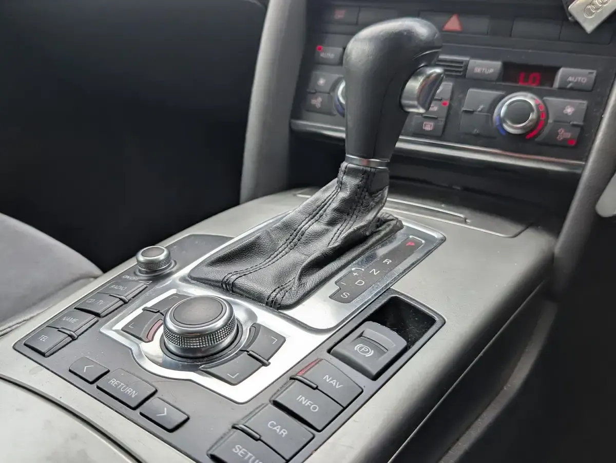 Used Audi A6 Comfort 177 HP (130 kW) 2006 Silver Estate