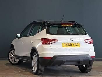 Used Seat Arona SE Technology 115 HP (84 kW) 2018 White SUV