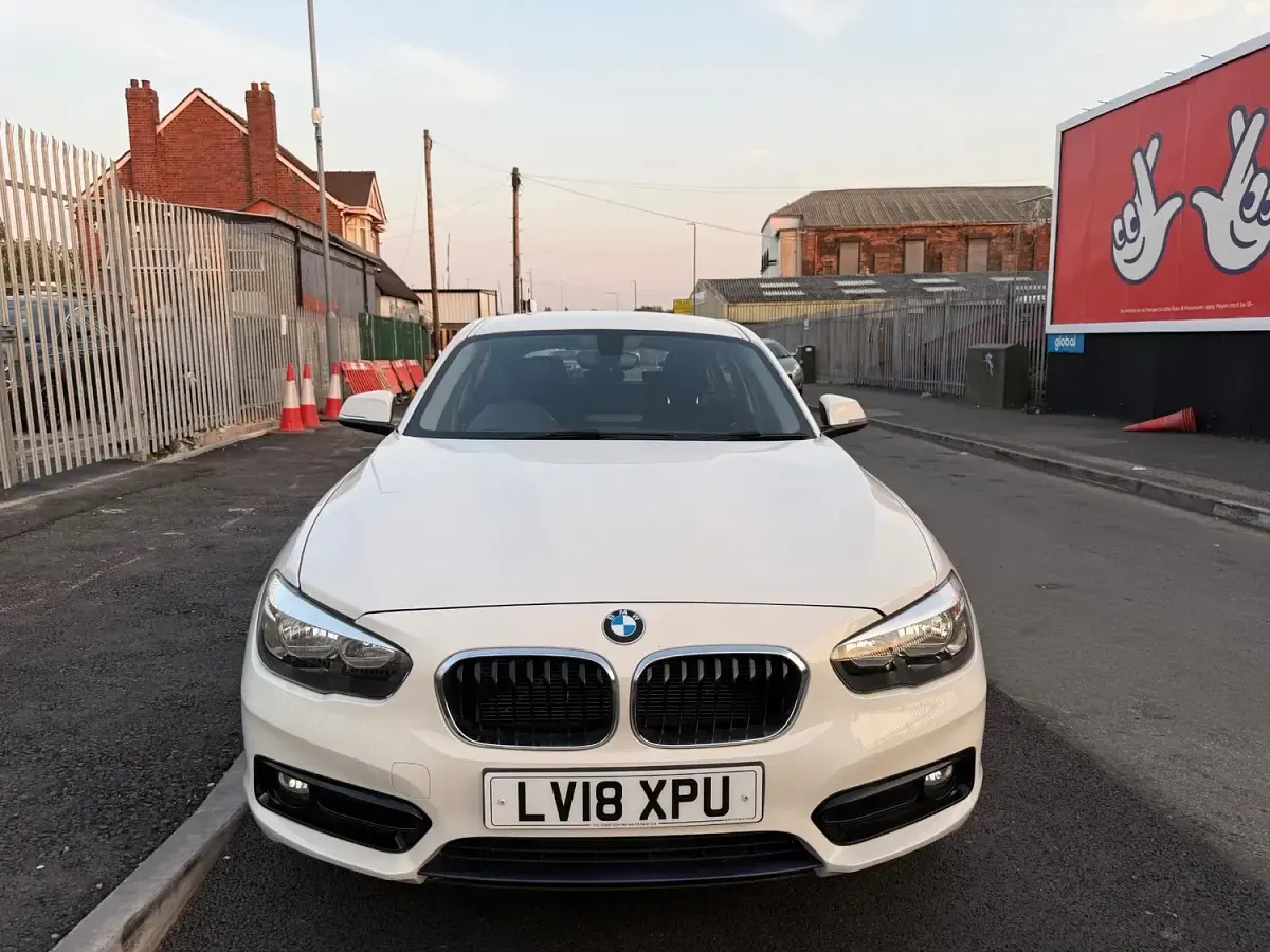 Used BMW 116 Sport Line 2018 White Hatchback