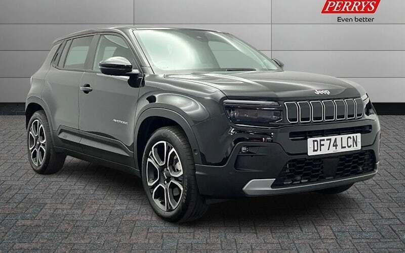 Used 2025 Jeep Avenger Summit SUV | £23,900 (Good price) - Image 1/4
