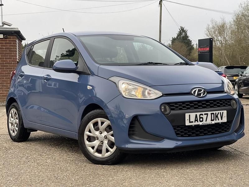 Used Hyundai i10 SE 66 HP (48 kW) 2018 Blue Hatchback