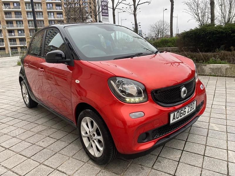 Red Used 2016 Smart ForFour Passion Hatchback | £5,500 (Good price) - Image 1/4