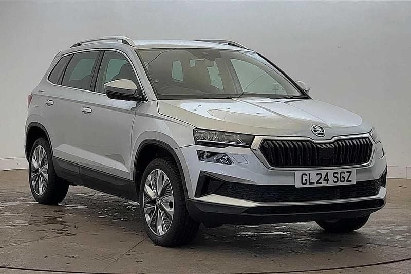 Brilliant silver metallic Used 2024 Skoda Karoq SE L SUV | £21,495 (Fair price) - Image 1/4