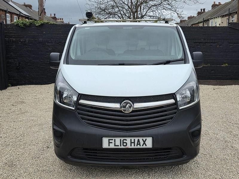 Used Vauxhall Vivaro S 2016 White