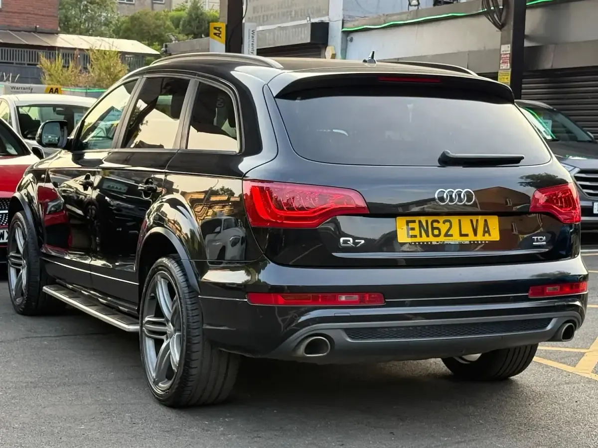 Used Audi Q7 S-line plus 245 HP (180 kW) 2013 Black SUV