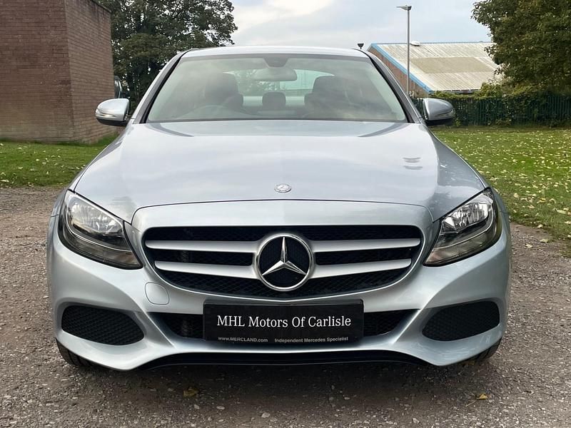 Used Mercedes C220 Executive 170 HP (125 kW) 2015 Silver Sedan
