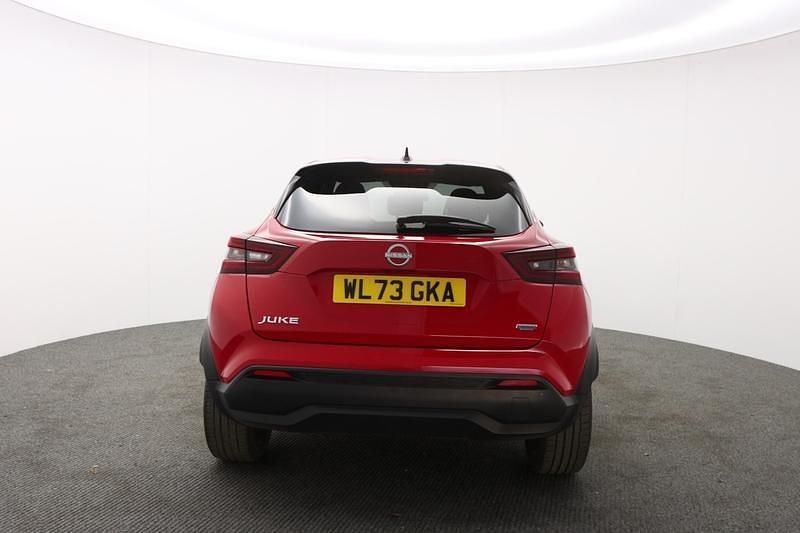 Used Nissan Juke Tekna 117 HP (86 kW) 2024 Red SUV
