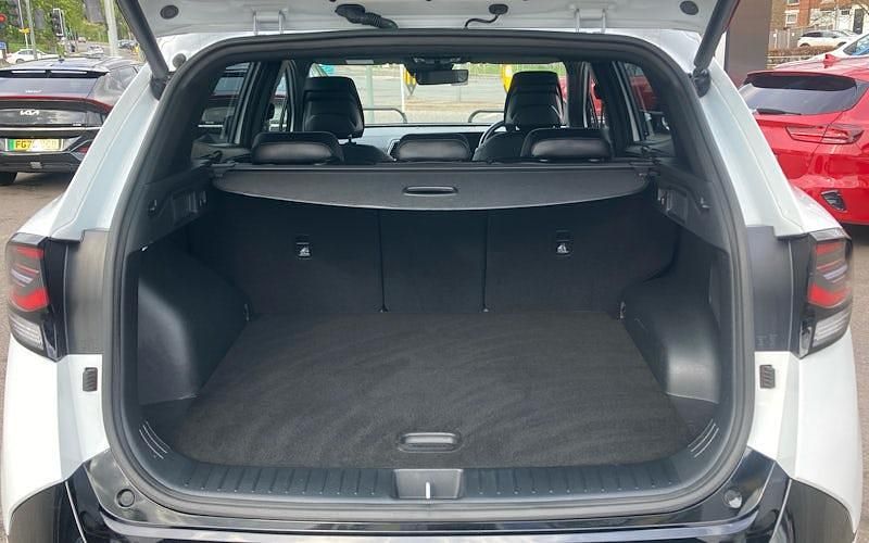 Used Kia Sportage GT-Line S 209 HP (153 kW) 2024 White SUV