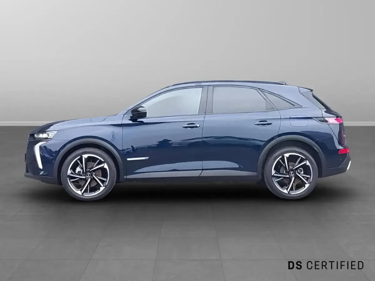 Used DS Automobiles DS7 Crossback 225 HP (165 kW) 2024 Blue SUV