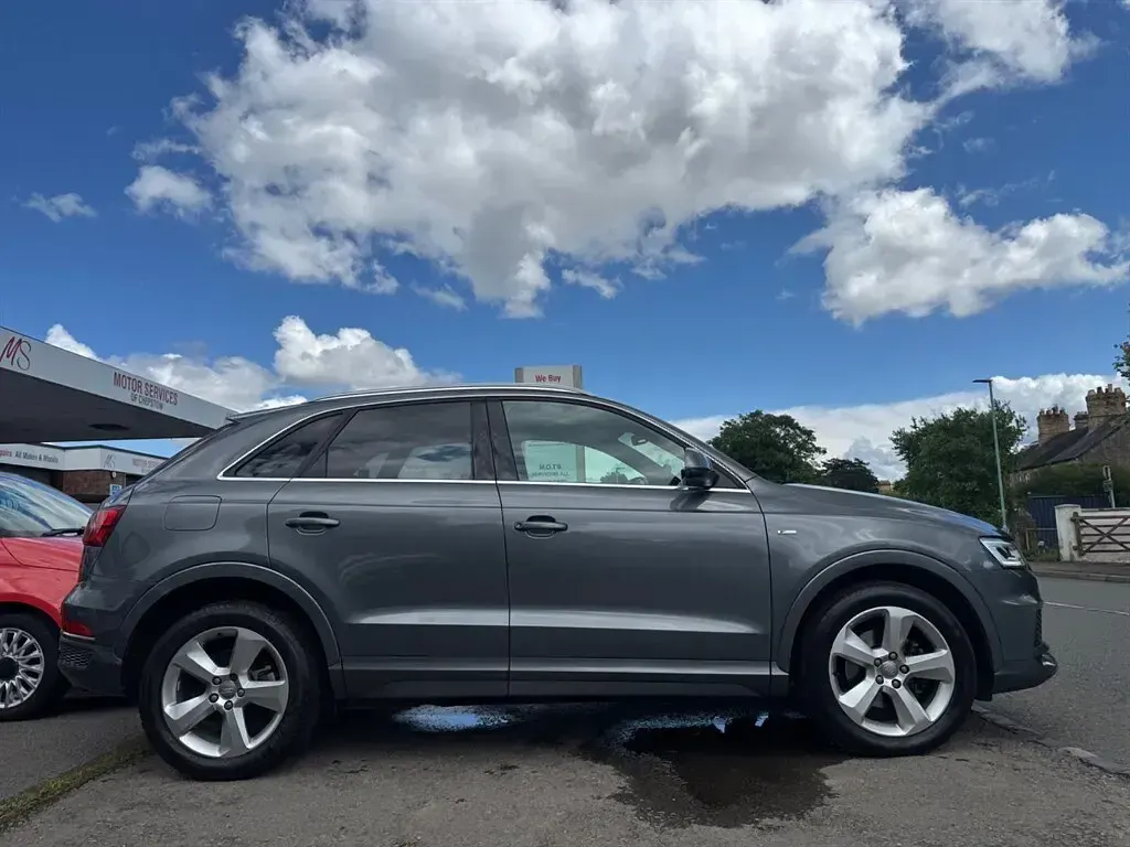 Used Audi Q3 S-Line 150 HP (110 kW) 2018 Grey SUV