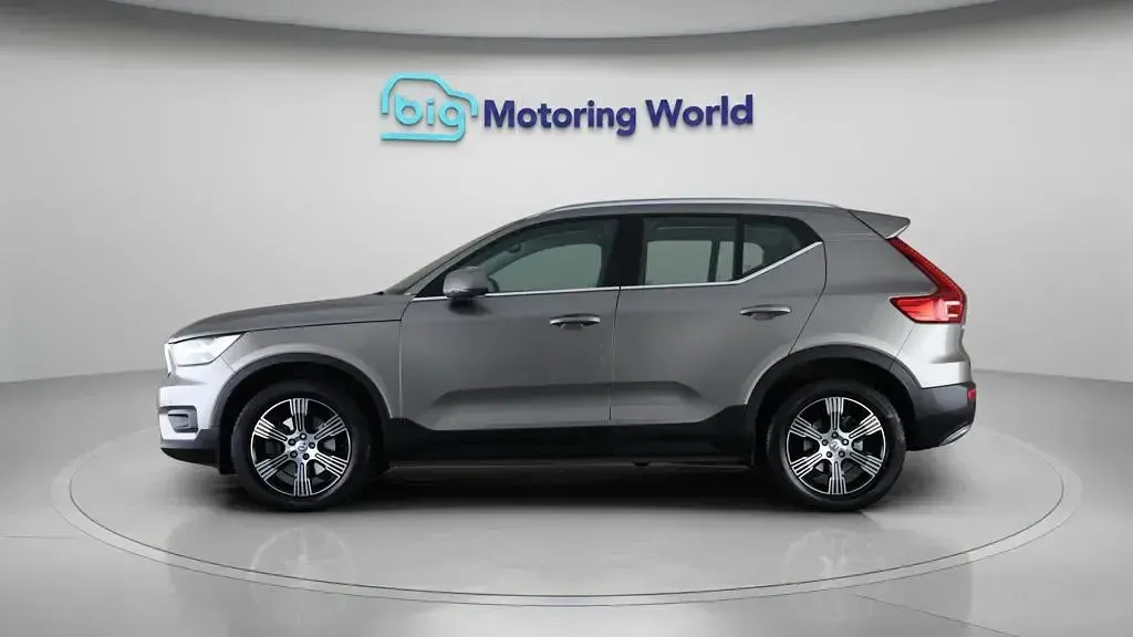 Used Volvo XC40 Inscription 197 HP (144 kW) 2021 Grey SUV