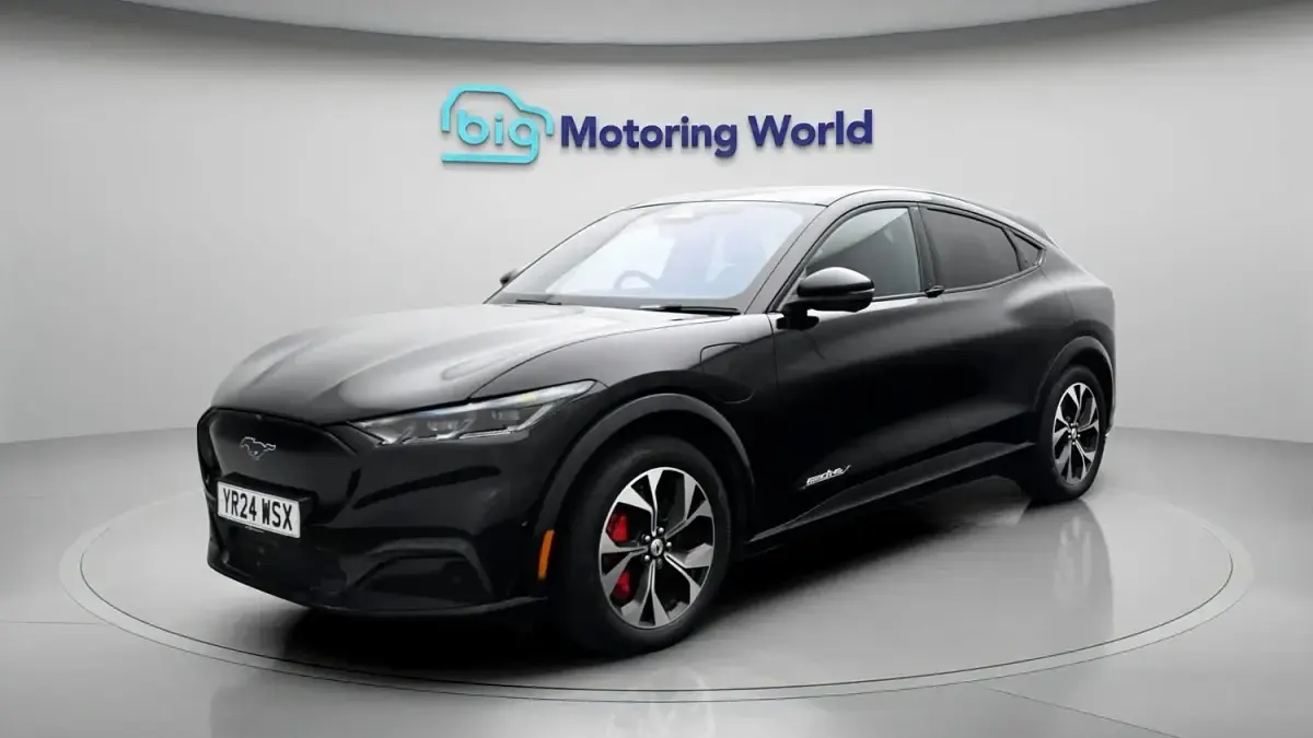 Used Ford Mustang Mach-E Extended Range 254 kW (346 HP) 2024 Black SUV