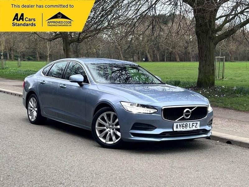 Used Volvo S90 Momentum 190 HP (139 kW) 2018 Blue Sedan