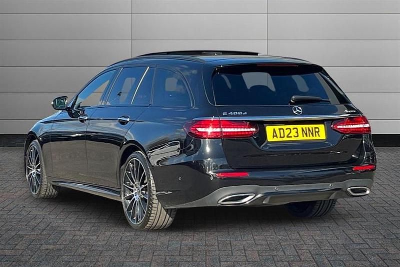 Used Mercedes E400 AMG line 330 HP (242 kW) 2023 Obsidian black Estate