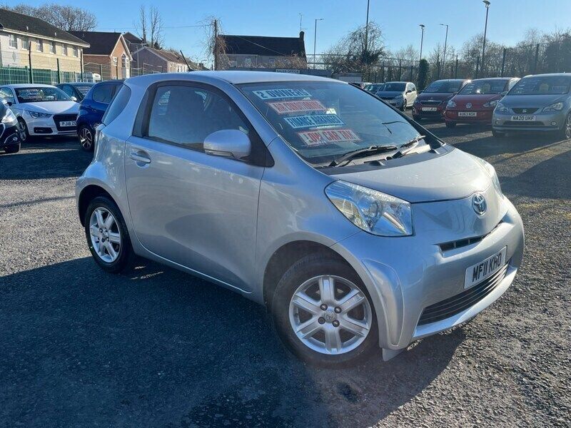 Silver Used 2011 Toyota iQ Hatchback | £3,695 (Fair price) - Image 1/3