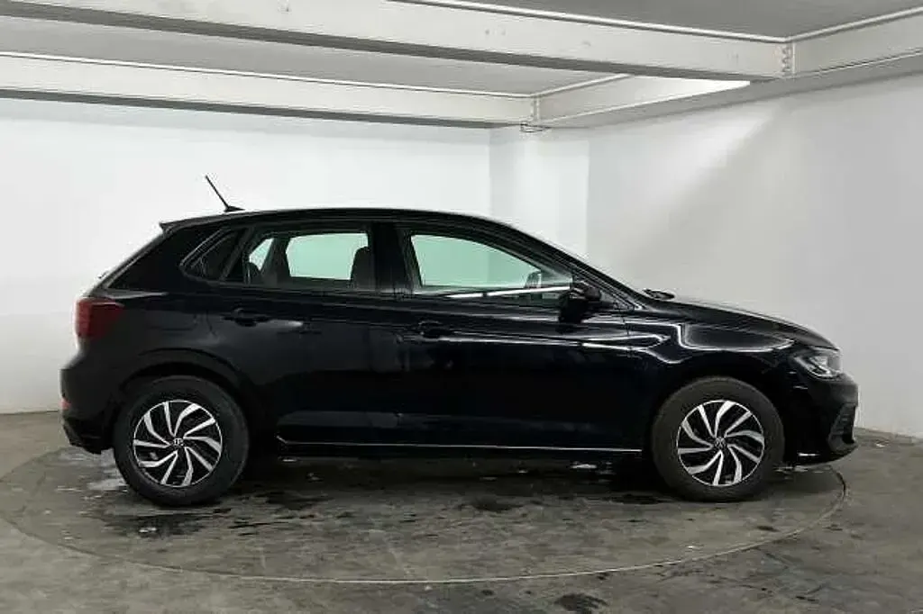 Used VW Polo Life 95 HP (69 kW) 2022 Black Hatchback