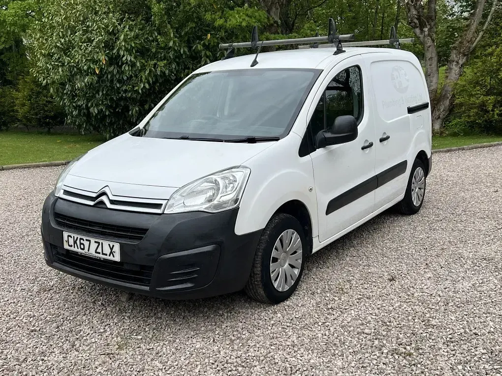 Używany Citroën Berlingo 2017 Biały Minivan