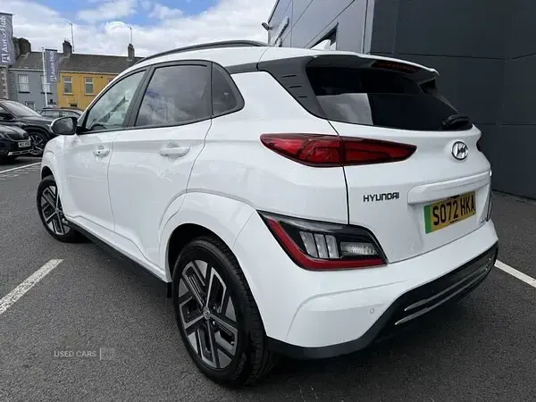 Used Hyundai Kona Premium 150 kW (204 HP) 2023 White SUV