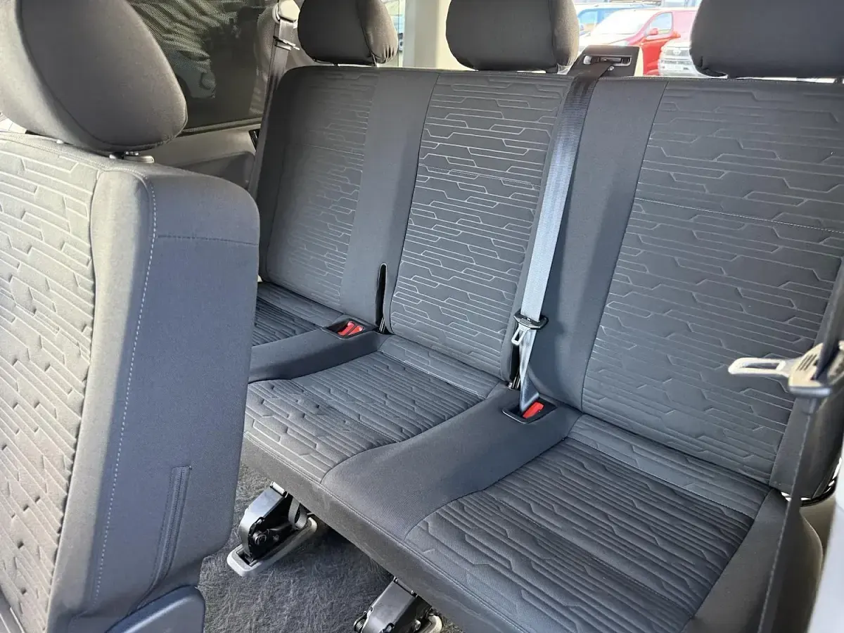 Used VW T6.1 SE 150 HP (110 kW) 2021 Blue Van