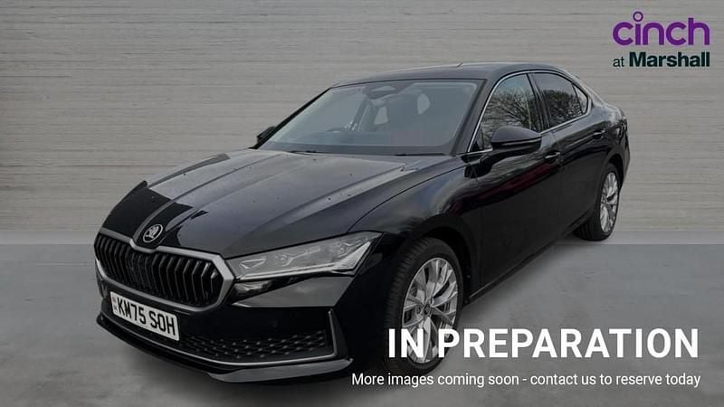 Used Skoda Superb SE L 193 HP (141 kW) 2025 Midnight black metallic Hatchback