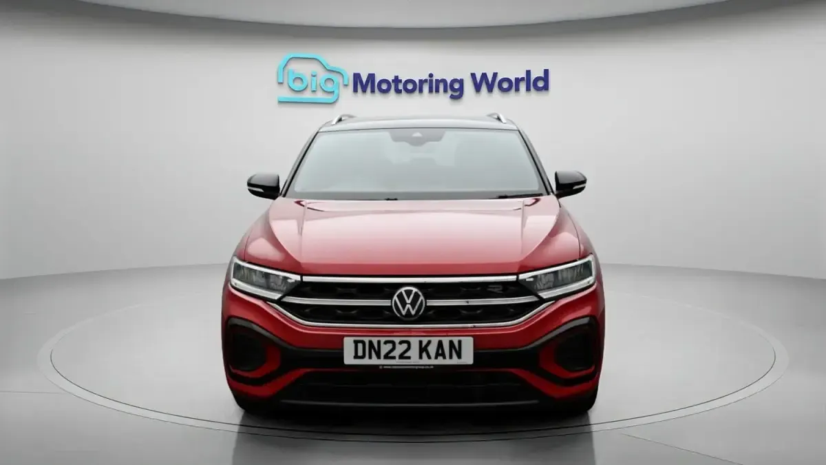 Used VW T-Roc R-line 150 HP (110 kW) 2022 Red SUV