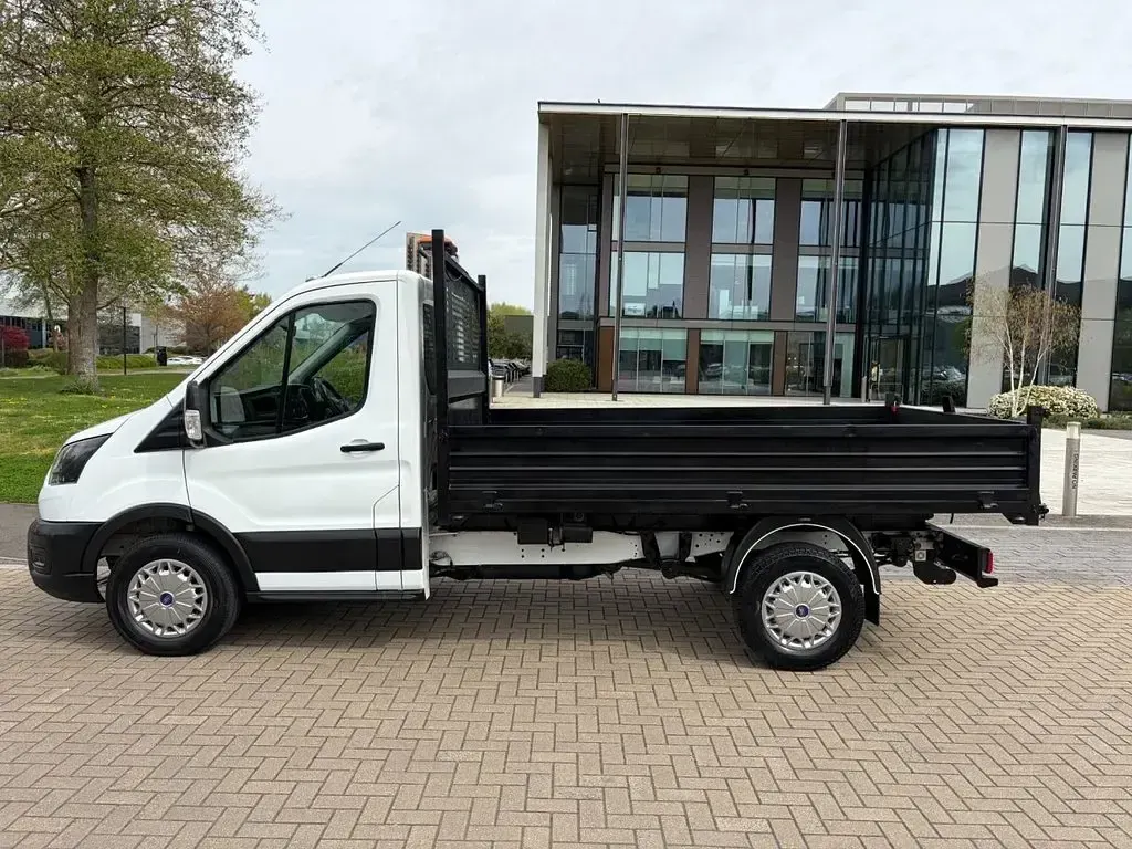 Used Ford Transit S 130 HP (95 kW) 2022 White Cabriolet