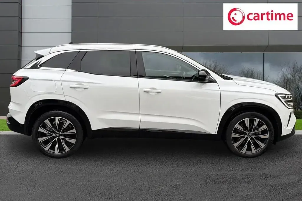 Used Renault Austral Techno 200 HP (147 kW) 2024 White SUV