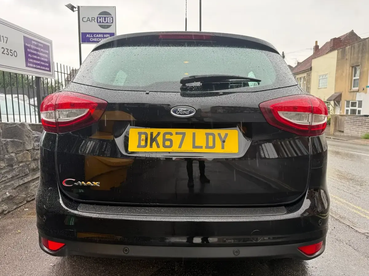 Used Ford C-MAX Zetec 120 HP (88 kW) 2017 Black MPV