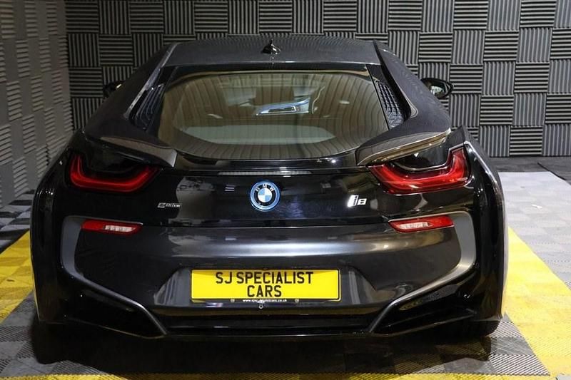 Used BMW i8 Comfort Edition 362 HP (266 kW) 2017 Grey Coupe
