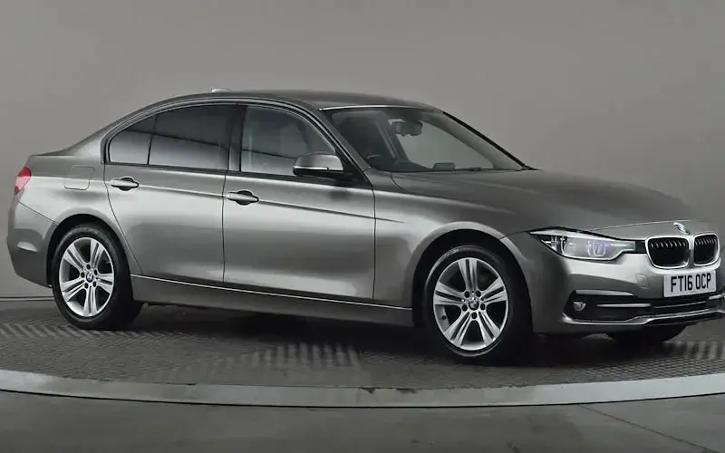 Usado BMW 320 Sport Line 190 HP (139 kW) 2016 Sedan