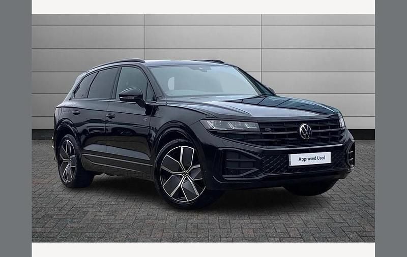 Used VW Touareg Black Edition 286 HP (210 kW) 2025 Black SUV