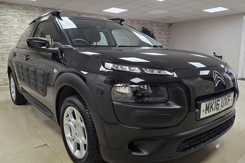 Black Used 2016 Citroën C4 Cactus Feel Hatchback | £5,995 (Fair price) - Image 1/1