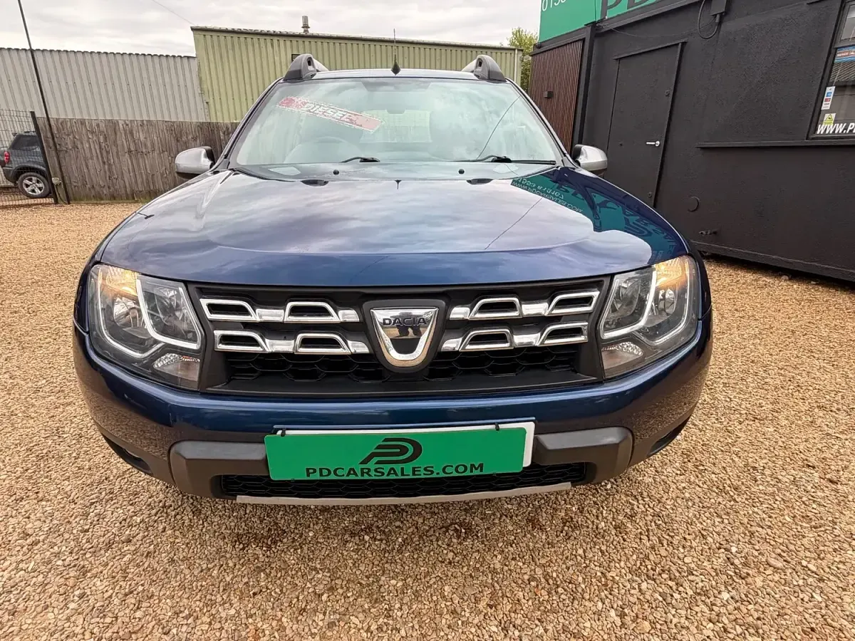 Used Dacia Duster Lauréate 2017 Blue SUV