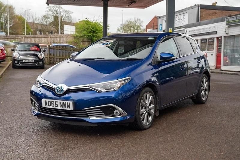 Used Toyota Auris Hybrid 2015 Blue Hatchback