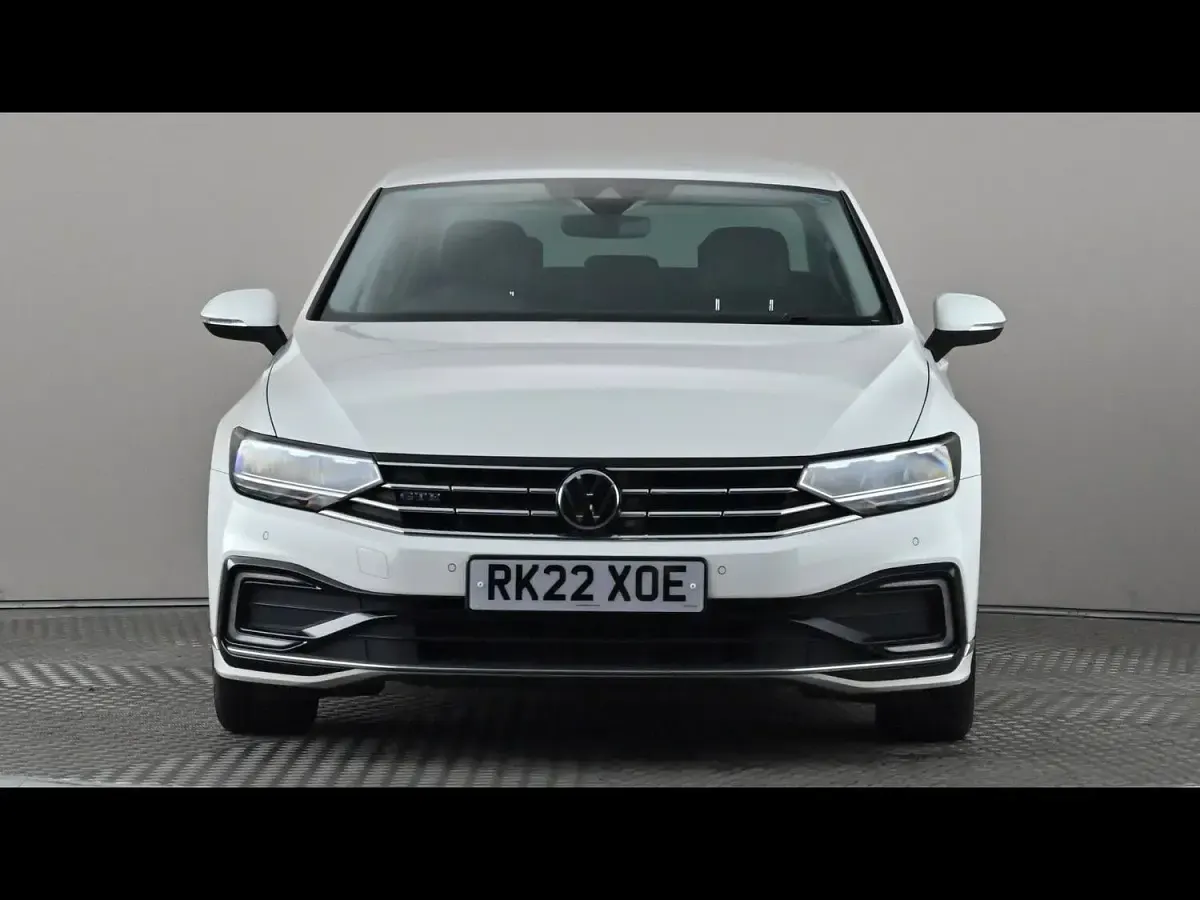 Used VW Passat GTE 2022 White Estate