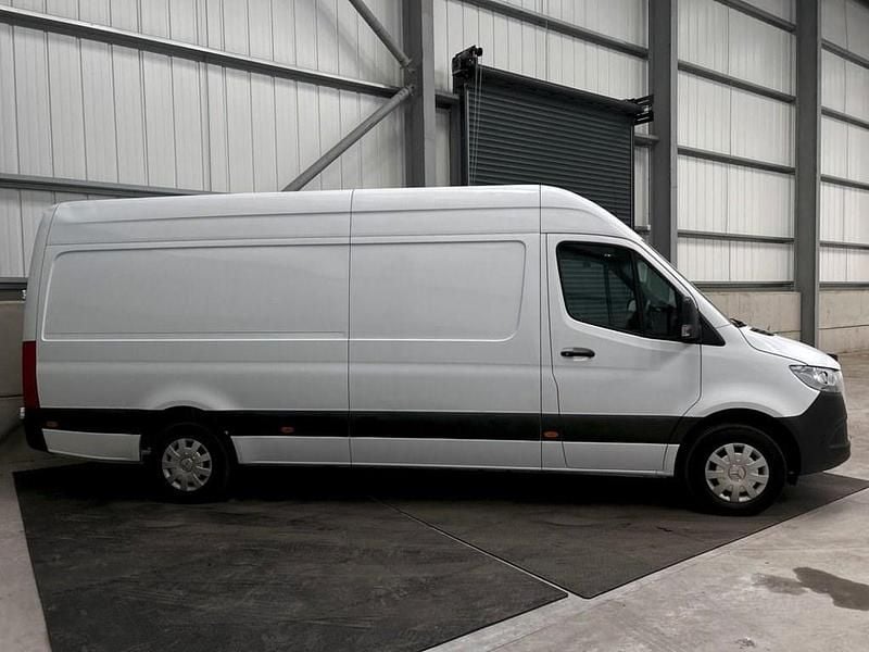 Used Mercedes Sprinter Premium 150 HP (110 kW) 2023 White Van