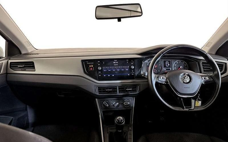 Used VW Polo SE 95 HP (69 kW) 2020 Hatchback