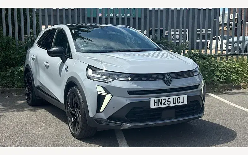 Used Renault Symbioz Iconic Esprit Alpine 143 HP (105 kW) 2025 SUV