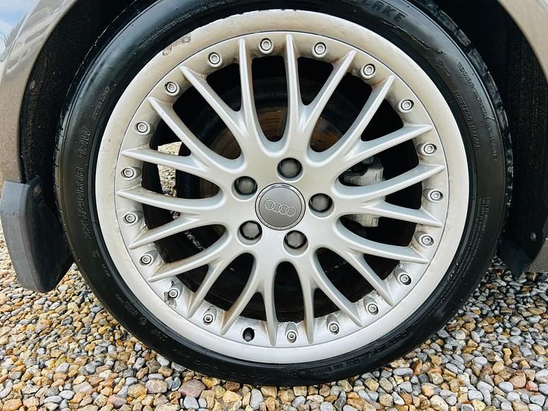 Used Audi A3 Cabriolet Sport 140 HP (102 kW) 2011 Grey Cabriolet