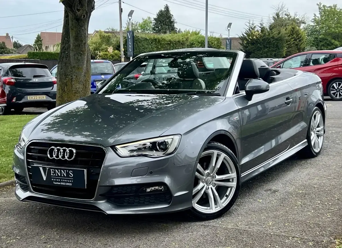 Usado Audi A3 Cabriolet S-Line 2016 Cinzento Cabrios