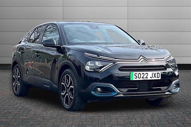 Used Citroën e-C4 Shine 100 kW (136 HP) 2022 Perla nera black Hatchback