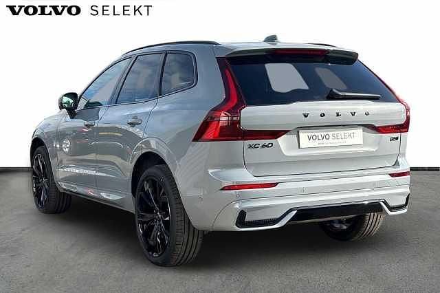 New Volvo XC60 Plus 247 HP (181 kW) 2026 Grey SUV