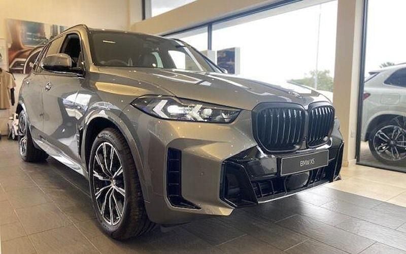 New 2025 BMW X5 M Sport SUV | £79,990 (Good price) - Image 1/4