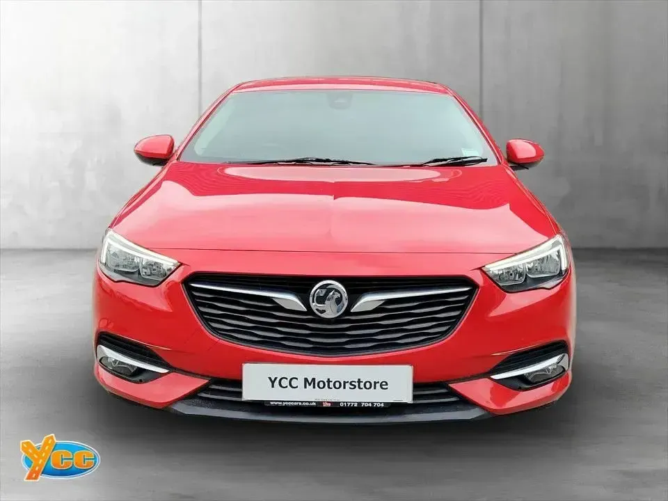 Used Vauxhall Insignia SRi 2018 Red Hatchback