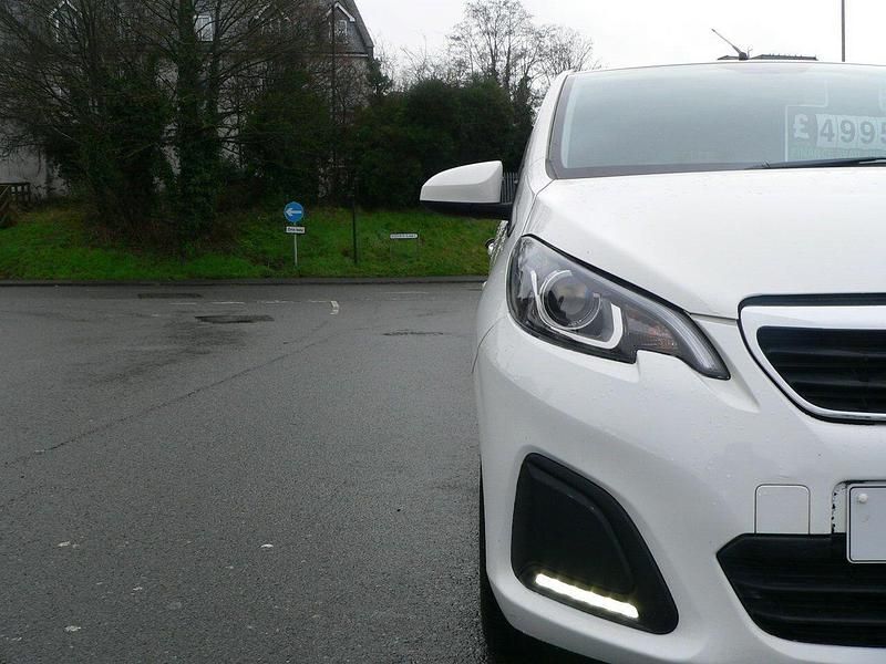 Used Peugeot 108 Allure 2016 White Hatchback