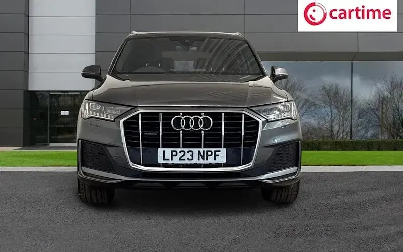 Used Audi Q7 S-Line 231 HP (169 kW) 2023 Grey SUV