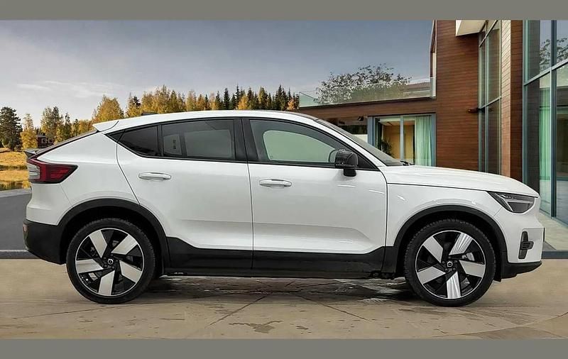 Used Volvo C40 Plus 169 kW (231 HP) 2022 White SUV