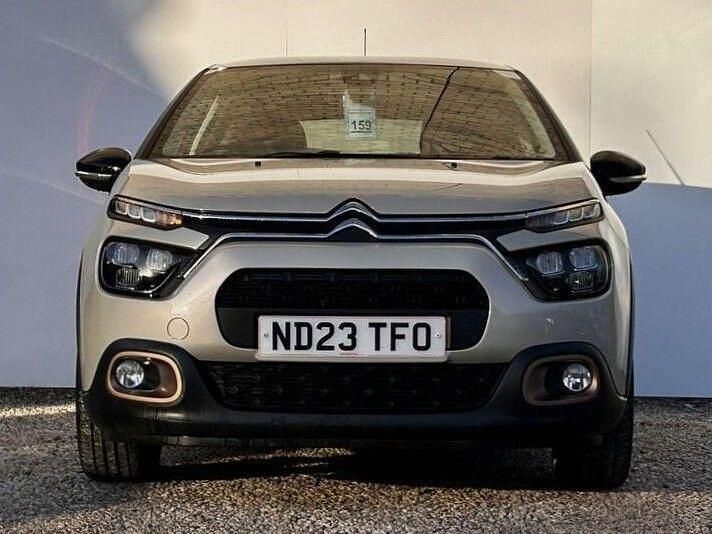 Used Citroën C3 PureTech 82 HP (60 kW) 2023 Beige Hatchback