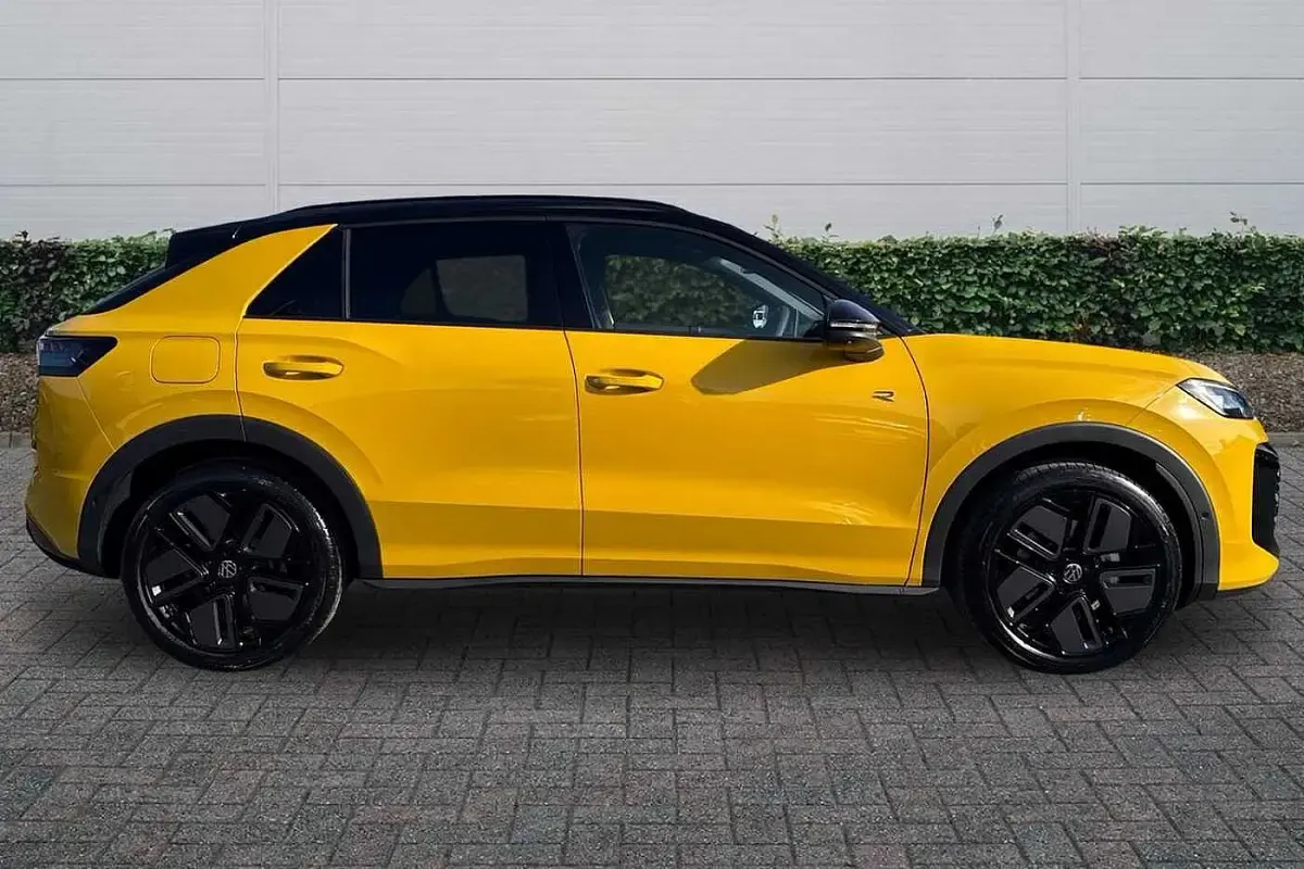 New VW T-Roc R-line 2026 Canary yellow SUV